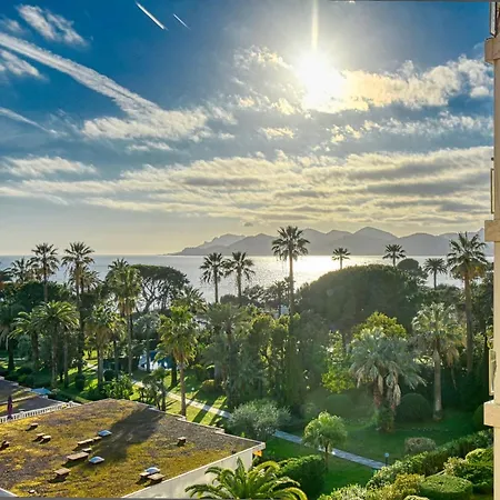 Apartment Guestready - Sunny With Magnificent View Of Du Midi Cannes